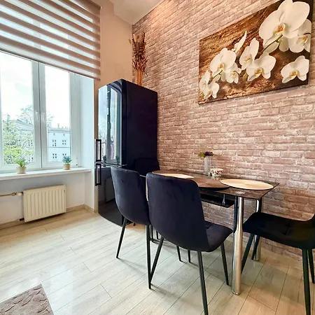 Pulaskiego Spacious By Bookinghost * Wrocław